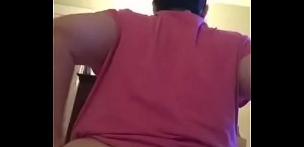  bbw Latina shaking her ass